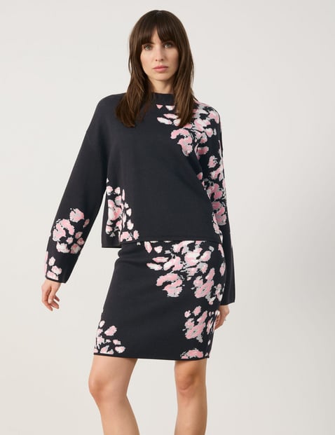 TAIFUN Damen Pullover mit platziertem Floral-Jacquard Langarm Turtleneck Viskose Schwarz floral von Taifun