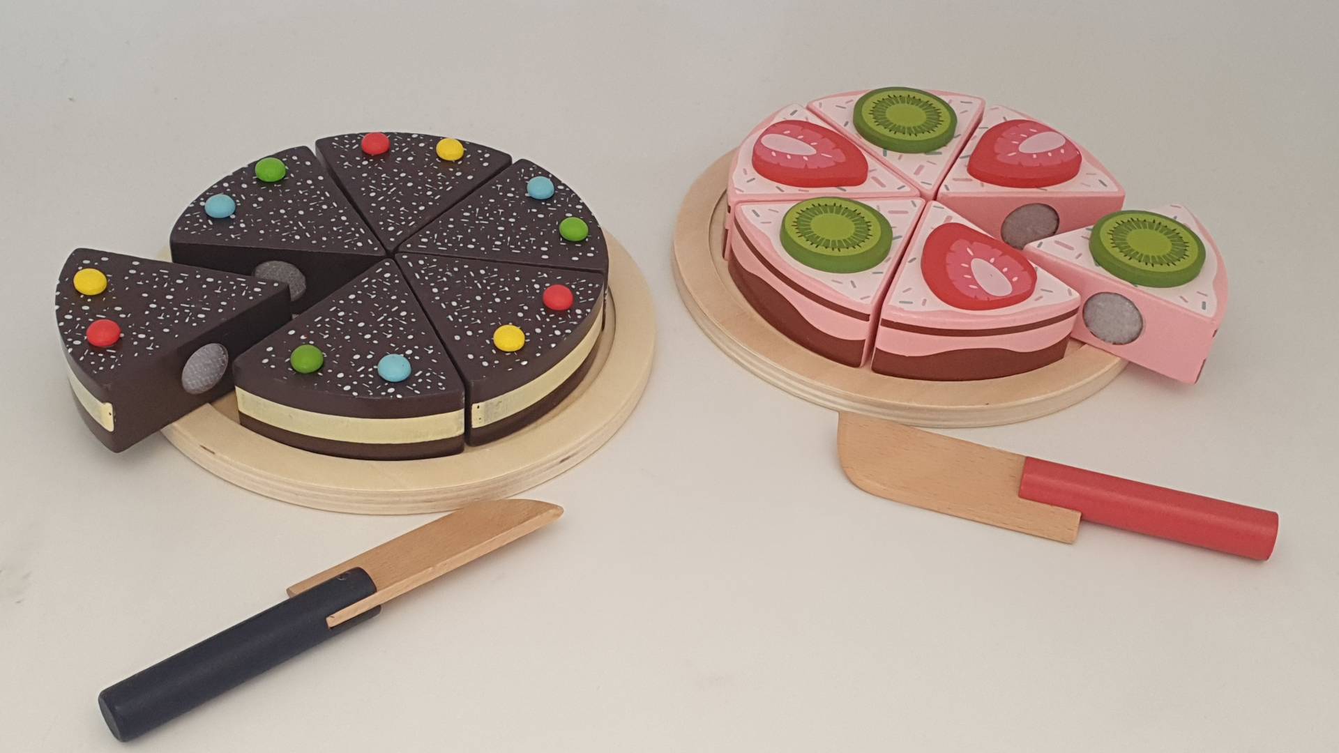 Tanner Spiellebensmittel »Schoko- und Erdbeertorte«, (Set) Tanner Spiellebensmittel »Schoko- und Erdbeertorte«, (Set) von Tanner