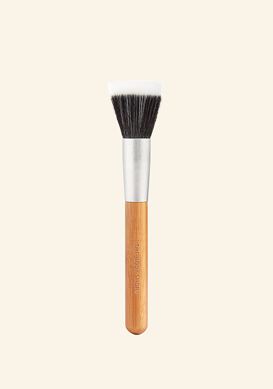 Pinsel Fresh Nude Foundation von The Body Shop