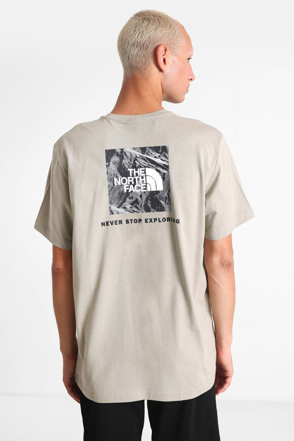 The North Face Redbox Graphic Infill T-Shirt | Clay Grey | Herren  | S von The North Face