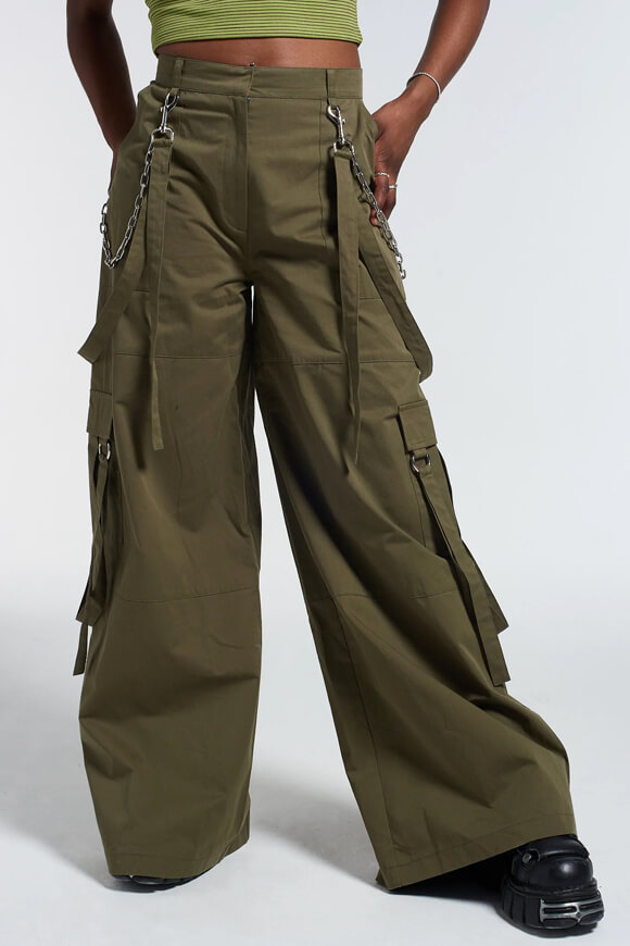 The Ragged Priest Super Wide Leg Cargo Jeans | Kaki | Damen  | 10/M von The Ragged Priest