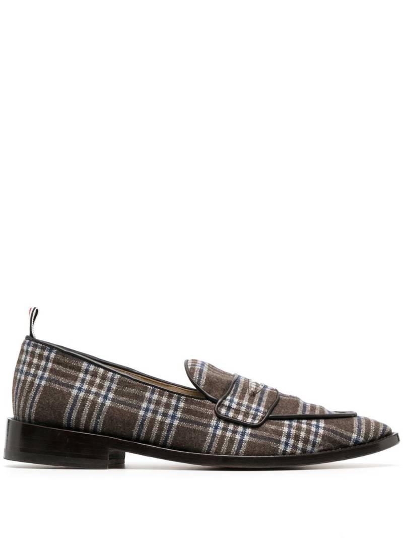 Thom Browne Varsity check penny loafers von Thom Browne