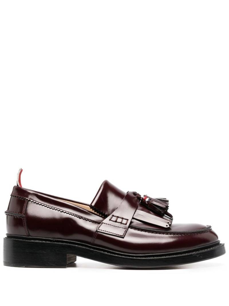 Thom Browne tassel-trim patent loafers - Red von Thom Browne