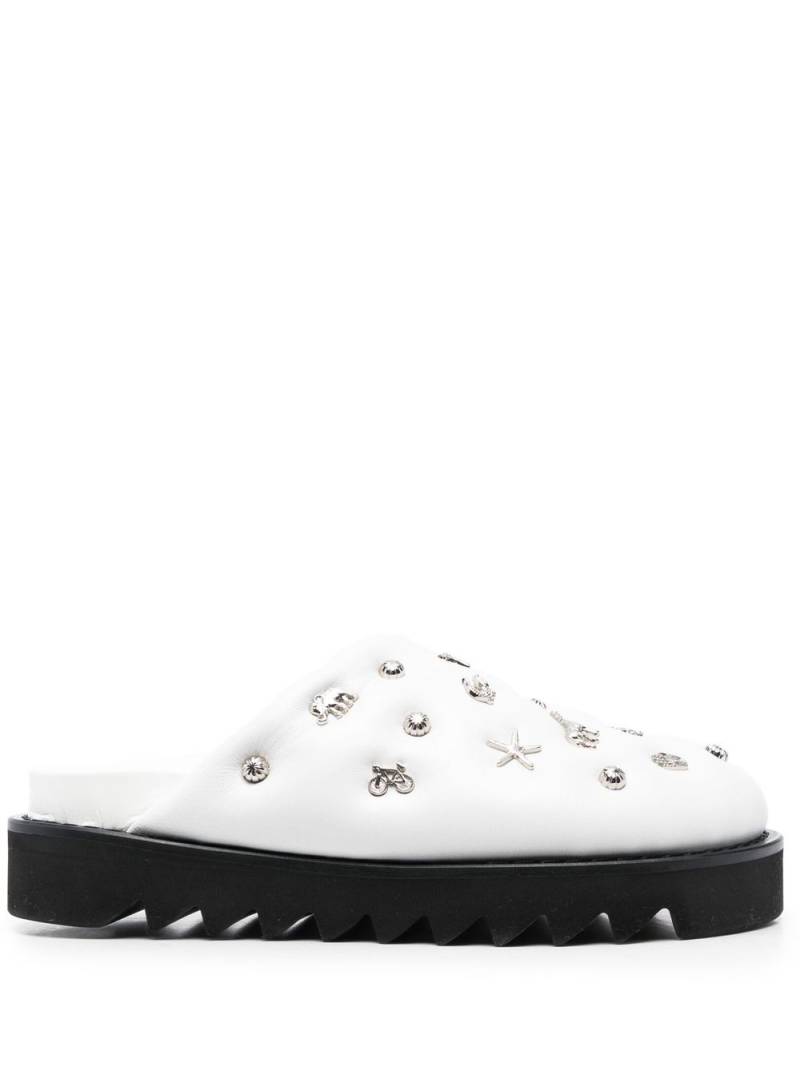 Toga Pulla studded leather mules - White von Toga Pulla