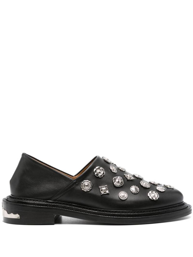 Toga Virilis stud-embellished leather loafers - Black von Toga Virilis