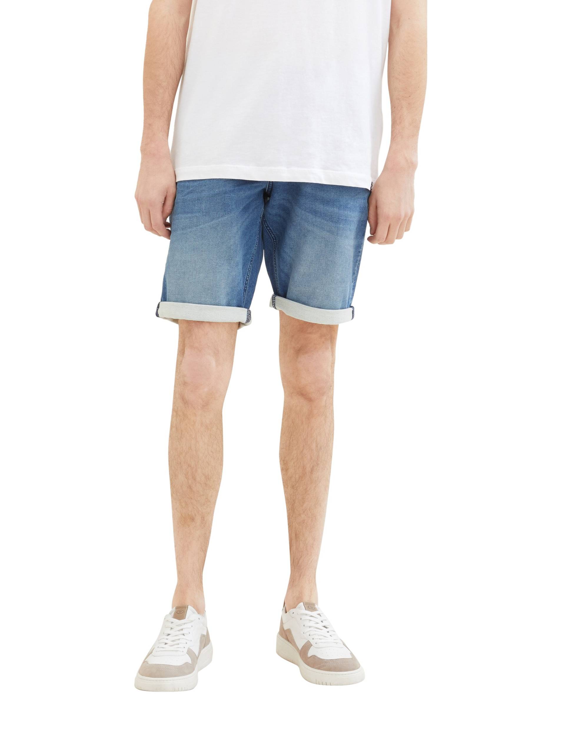 TOM TAILOR Jeansbermudas »JOSH«, mit Markenlabel TOM TAILOR Jeansbermudas »JOSH«, mit Markenlabel von Tom Tailor