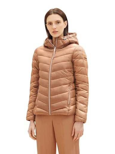 TOM TAILOR Steppjacke, mit Kapuze, mit Kapuze und seidig glänzendem Look TOM TAILOR Steppjacke, mit Kapuze, mit Kapuze und seidig glänzendem Look von Tom Tailor