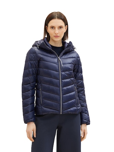 TOM TAILOR Steppjacke, mit Kapuze, mit Kapuze und seidig glänzendem Look TOM TAILOR Steppjacke, mit Kapuze, mit Kapuze und seidig glänzendem Look von Tom Tailor