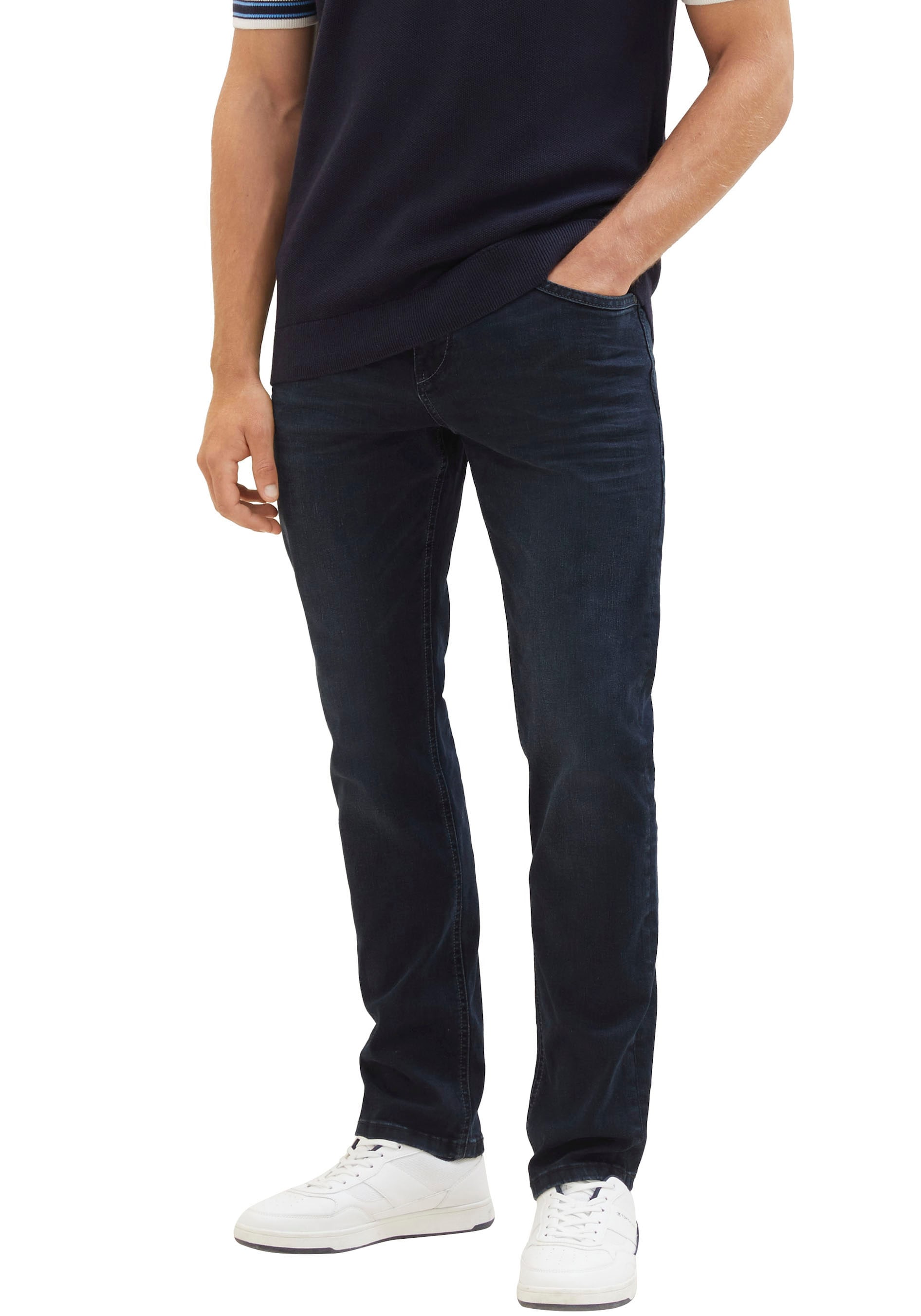 TOM TAILOR Slim-fit-Jeans »JOSH«, mit besonderen Taschen-Details TOM TAILOR Slim-fit-Jeans »JOSH«, mit besonderen Taschen-Details von Tom Tailor