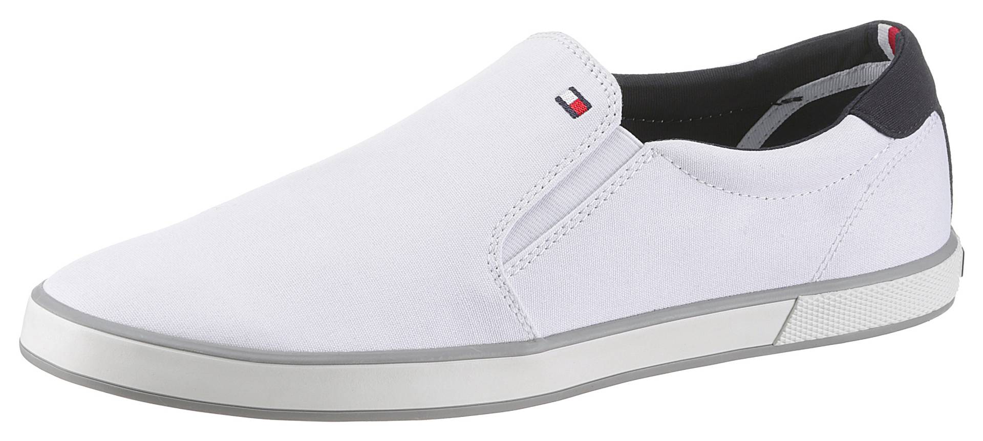 Tommy Hilfiger Slip-On Sneaker »ICONIC SLIP ON SNEAKER«, Slipper, Freizeitschuh, Halbschuh mit seitlichen Stretcheinsätzen Tommy Hilfiger Slip-On Sneaker »ICONIC SLIP ON SNEAKER«, Slipper, Freizeitschuh, Halbschuh mit seitlichen Stretcheinsätzen von Tommy Hilfiger
