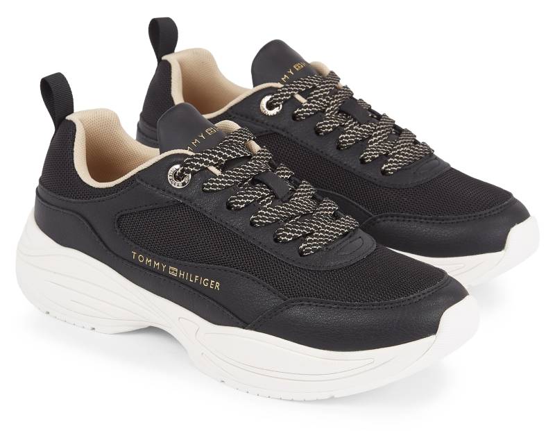 Tommy Hilfiger Plateausneaker »CHUNKY RUNNER«, mit praktischer Anziehlasche, Freizeitschuh, Halbschuh, Schnürschuh von Tommy Hilfiger