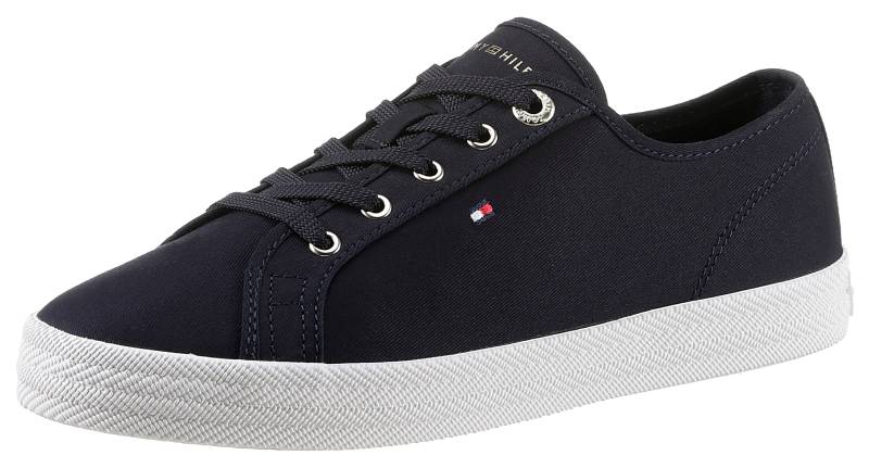 Tommy Hilfiger Plateausneaker »ESSENTIAL VULCANIZED SNEAKER«, mit gestickter Logoflag, Freizeitschuh, Halbschuh, Schnürschuh von Tommy Hilfiger