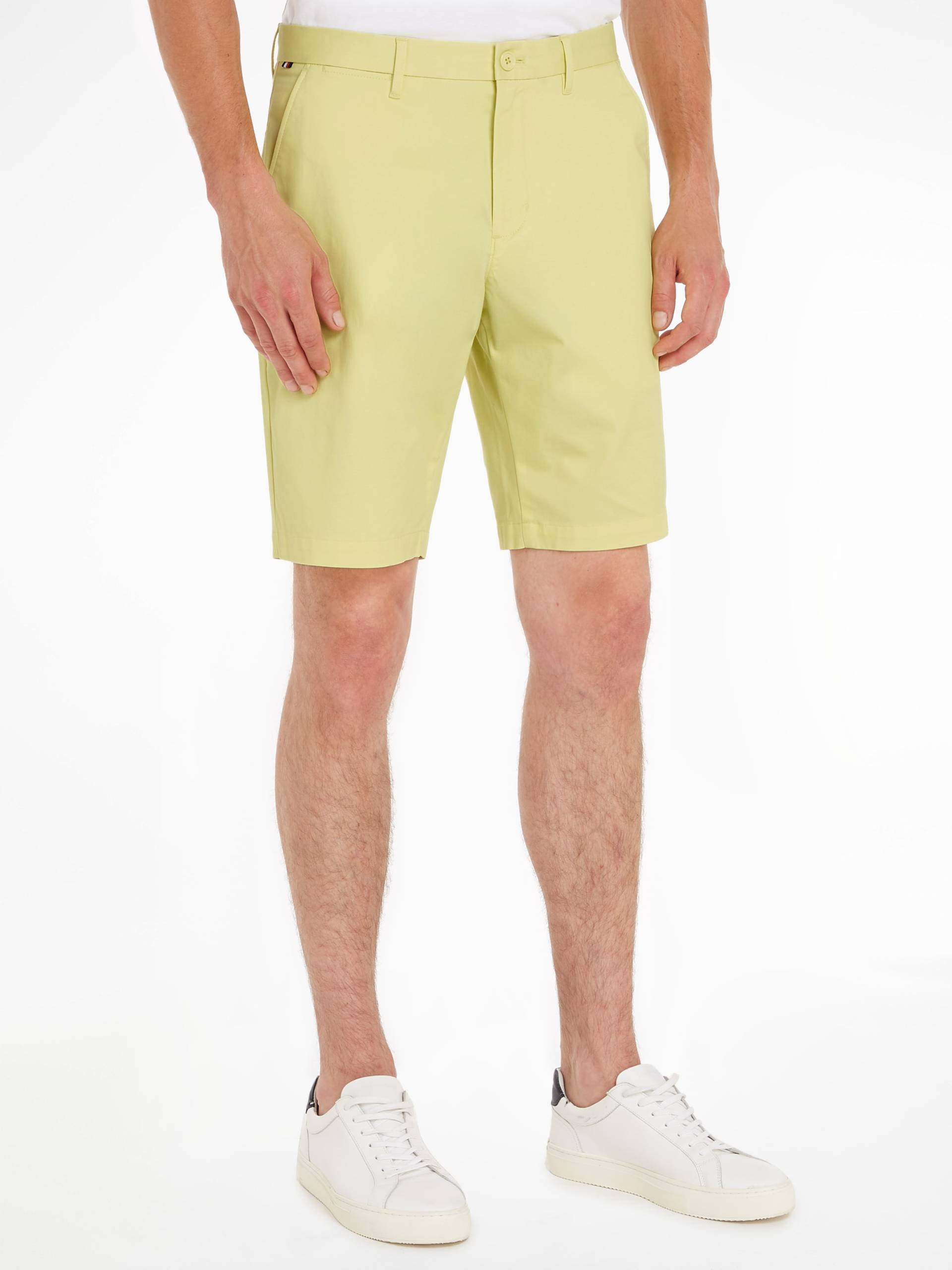 Tommy Hilfiger Shorts »HARLEM SHORT 1985«, in klassischem Design Tommy Hilfiger Shorts »HARLEM SHORT 1985«, in klassischem Design von Tommy Hilfiger