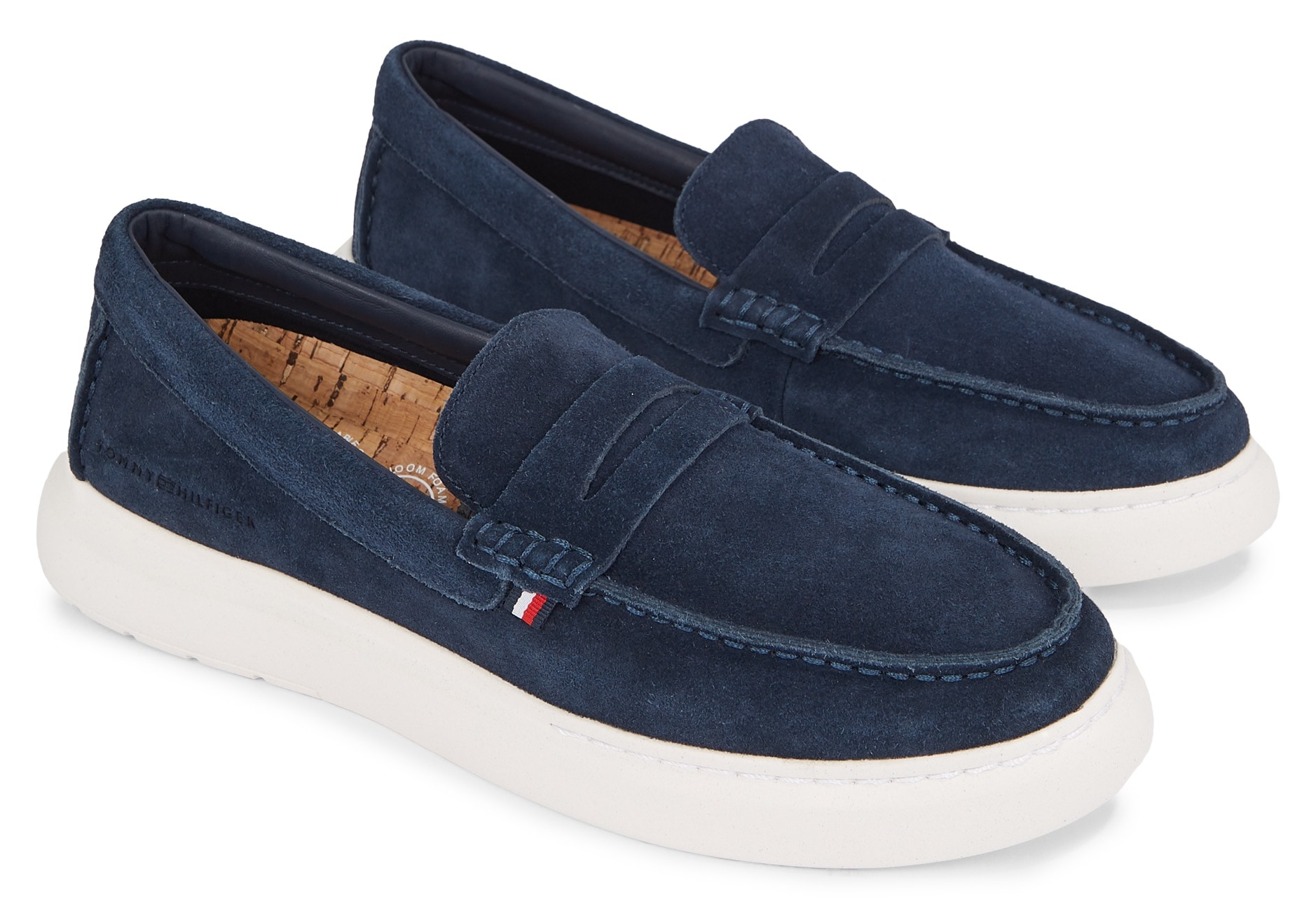 Tommy Hilfiger Slipper »HILFIGER SUEDE HYBRID LOAFER«, Loafer, Slip-On Sneaker, Freizeitschuh mit schönem Zierriegel von Tommy Hilfiger