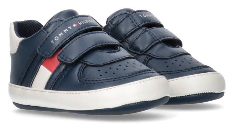 Tommy Hilfiger Sneaker »FLAG LOW CUT VELCRO SHOE OFF«, mit Logoschriftzug, Freizeitschuh, Halbschuh, Schnürschuh von Tommy Hilfiger