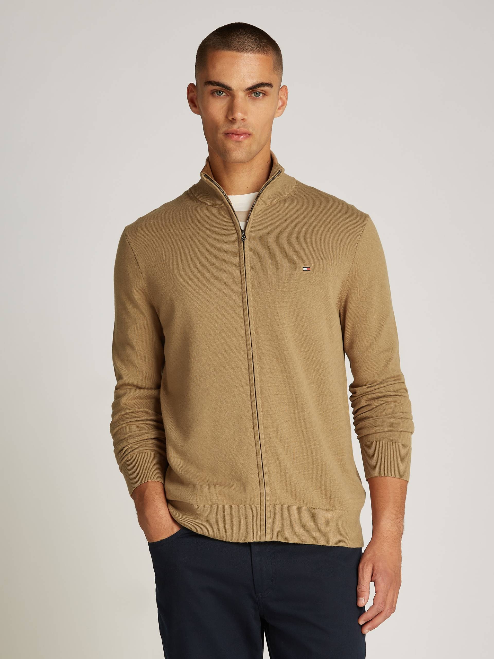 Tommy Hilfiger Strickjacke »ESSENTIAL COTTON ZIP THRU«, mit Logostickerei von Tommy Hilfiger