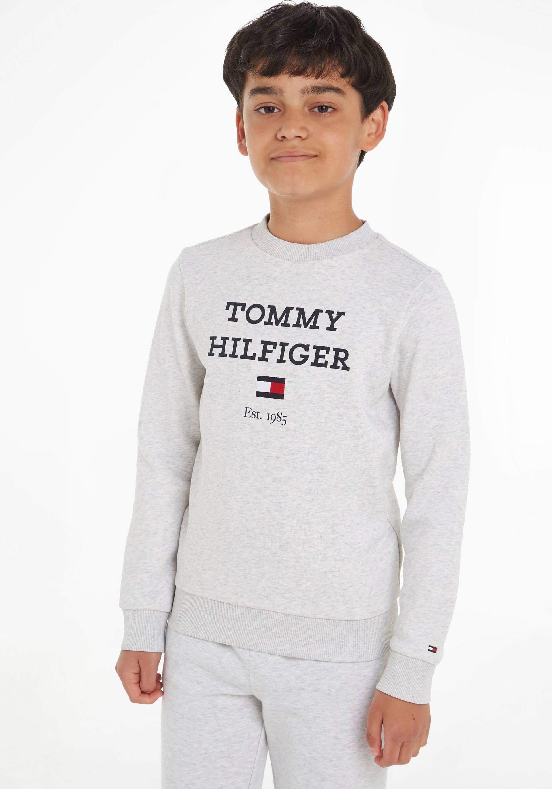 Tommy Hilfiger Sweatshirt »TH LOGO SWEATSHIRT«, mit grossem Logo Tommy Hilfiger Sweatshirt »TH LOGO SWEATSHIRT«, mit grossem Logo von Tommy Hilfiger