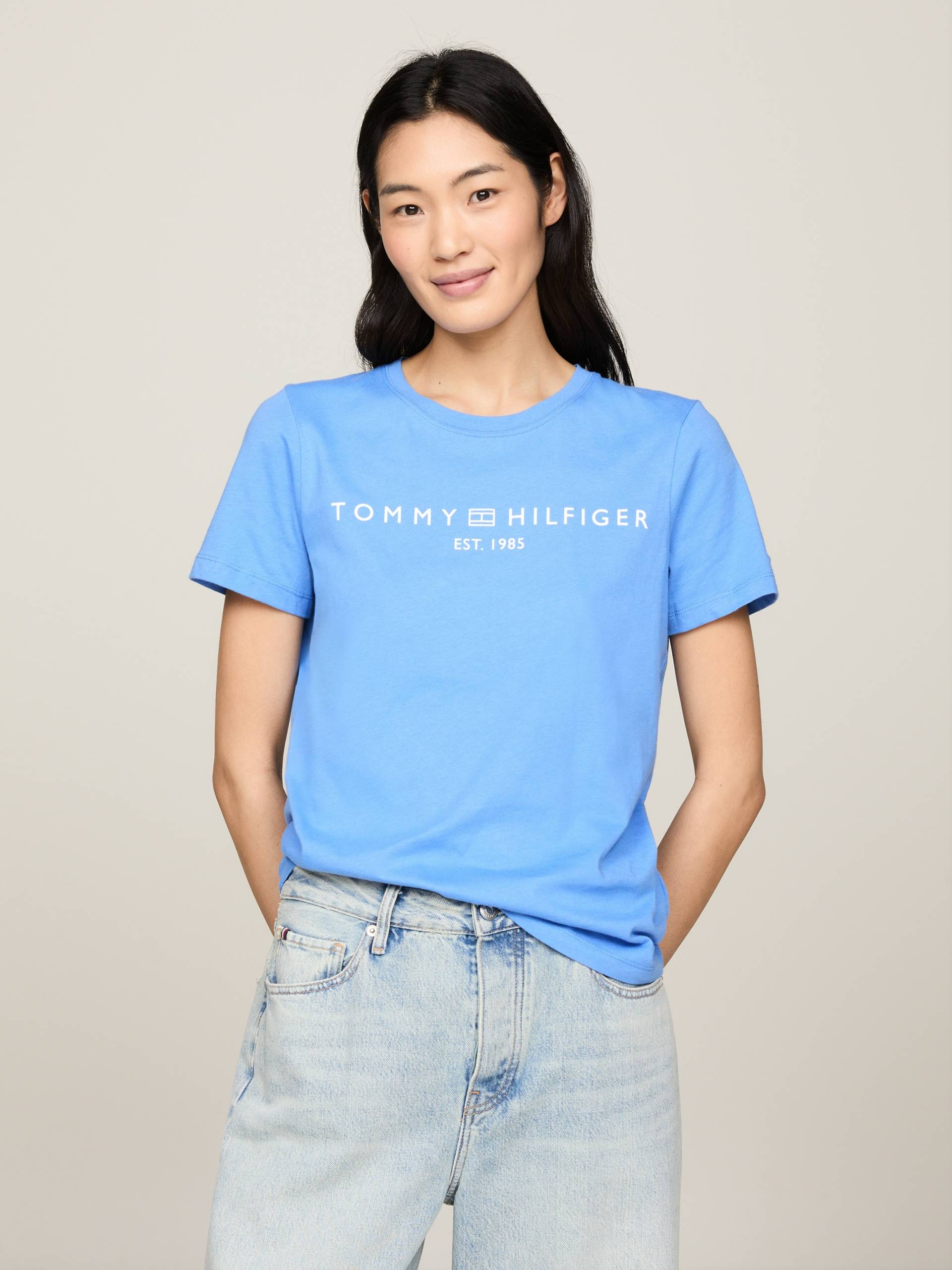 Tommy Hilfiger T-Shirt »REG CORP LOGO C-NK SS«, mit Tommy Hilfiger Logoschriftzug, Rundhals von Tommy Hilfiger