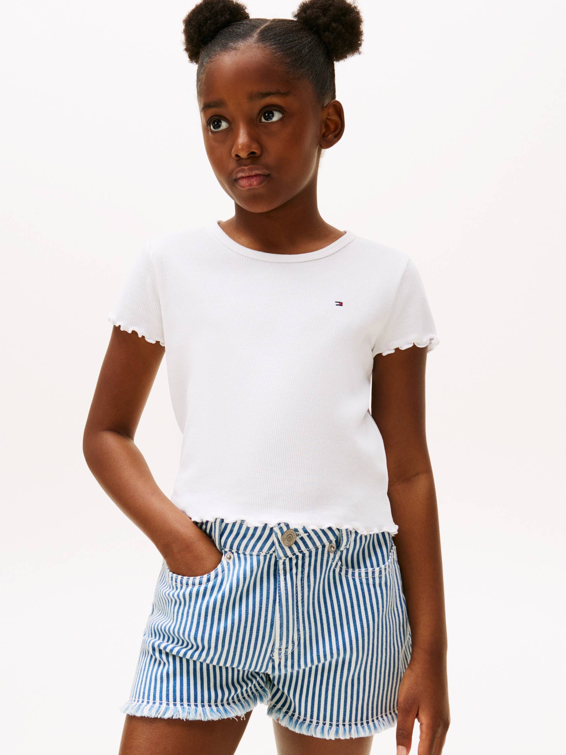 Tommy Hilfiger T-Shirt »ESSENTIAL RIB TOP SS«, mit Logostickerei Tommy Hilfiger T-Shirt »ESSENTIAL RIB TOP SS«, mit Logostickerei von Tommy Hilfiger