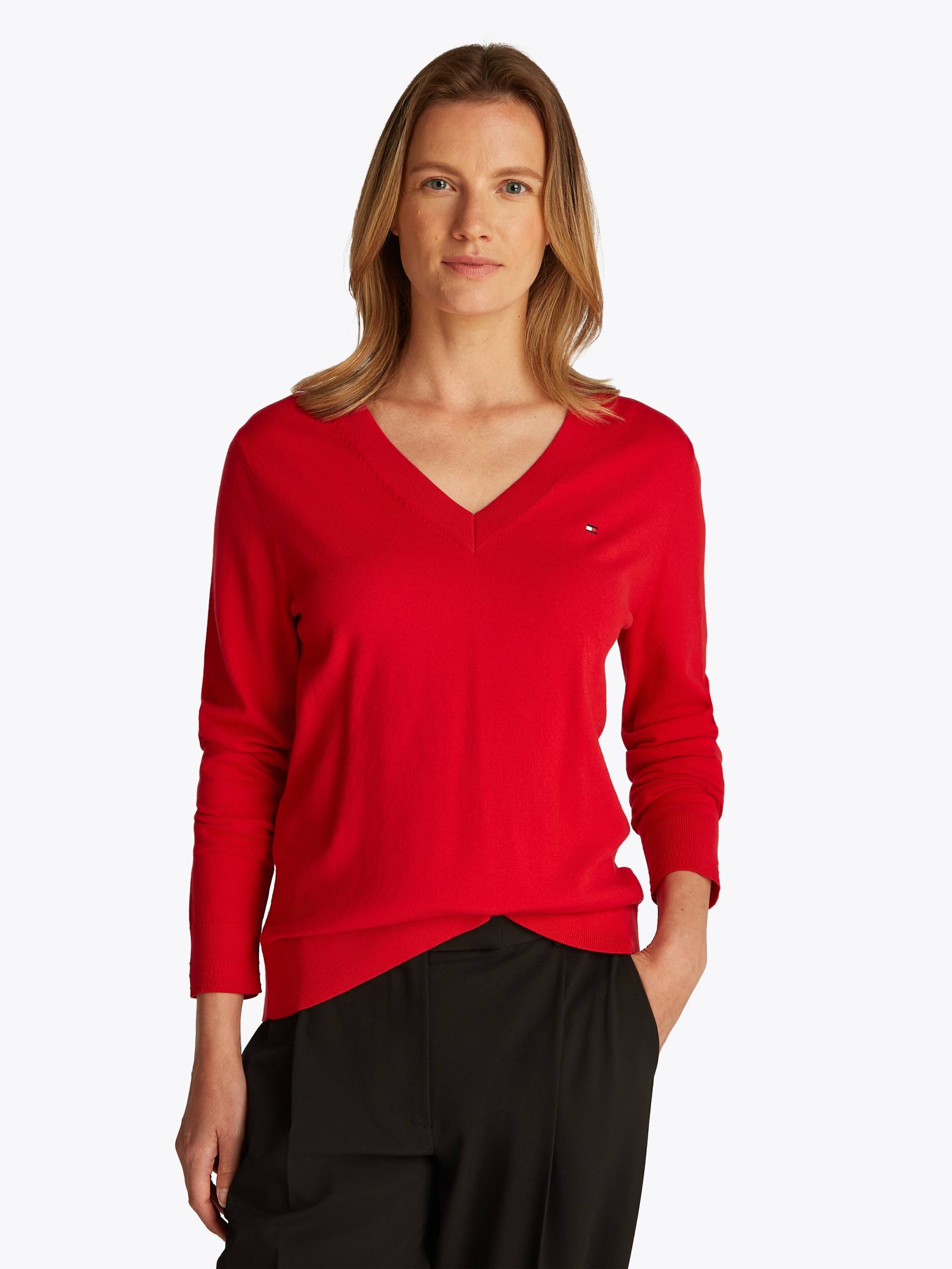 Tommy Hilfiger V-Ausschnitt-Pullover, mit Logo-Stickerei Tommy Hilfiger V-Ausschnitt-Pullover, mit Logo-Stickerei von Tommy Hilfiger