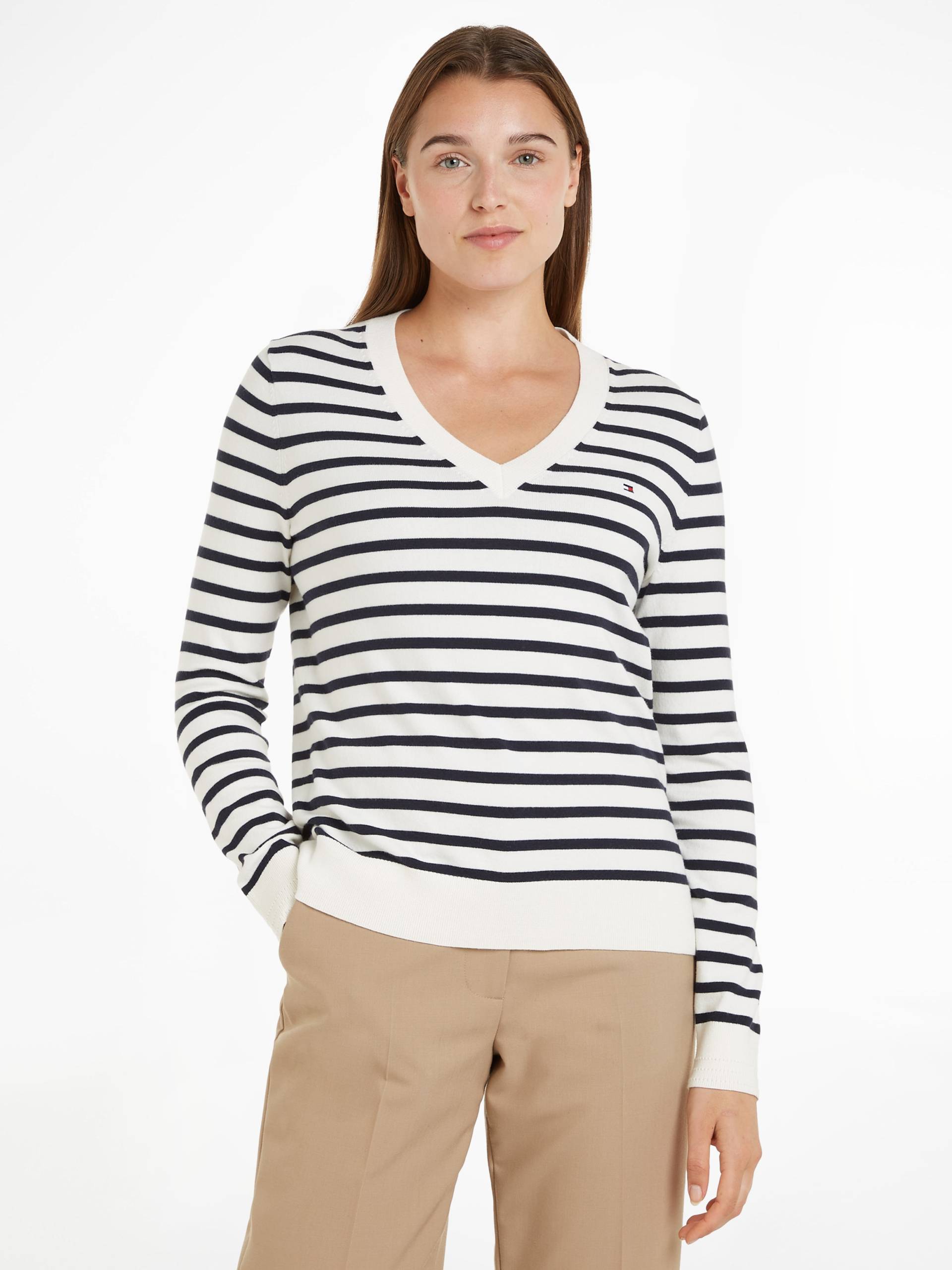 Tommy Hilfiger V-Ausschnitt-Pullover, mit V-Ausschnitt, gestickter Tommy Hilfger Logo-Flag von Tommy Hilfiger