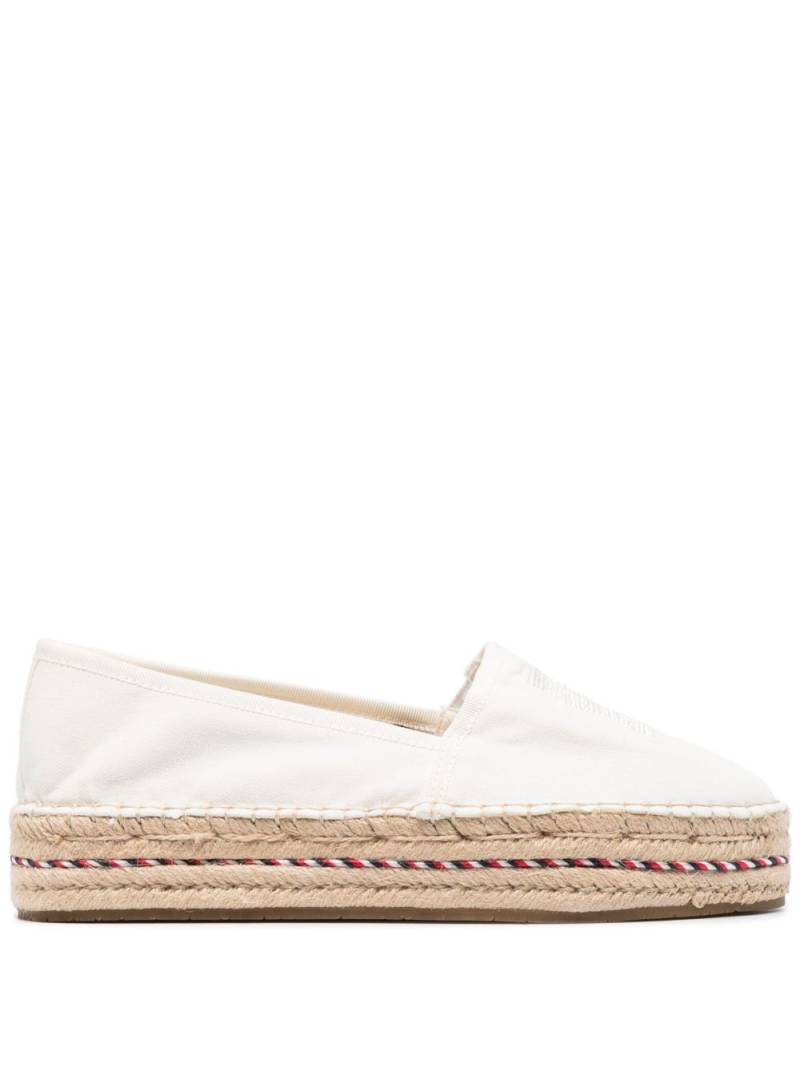 Tommy Hilfiger logo-embroidered espadrilles - White von Tommy Hilfiger