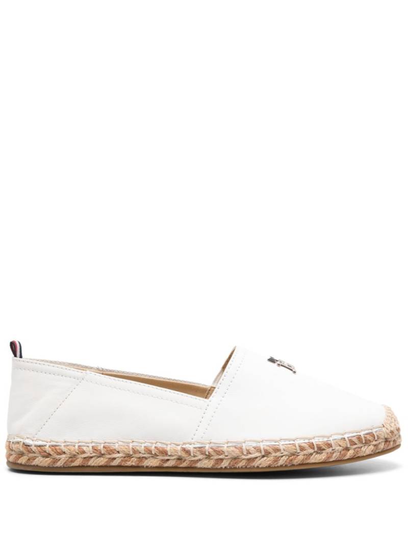 Tommy Hilfiger logo-plaque leather espadrilles - White von Tommy Hilfiger