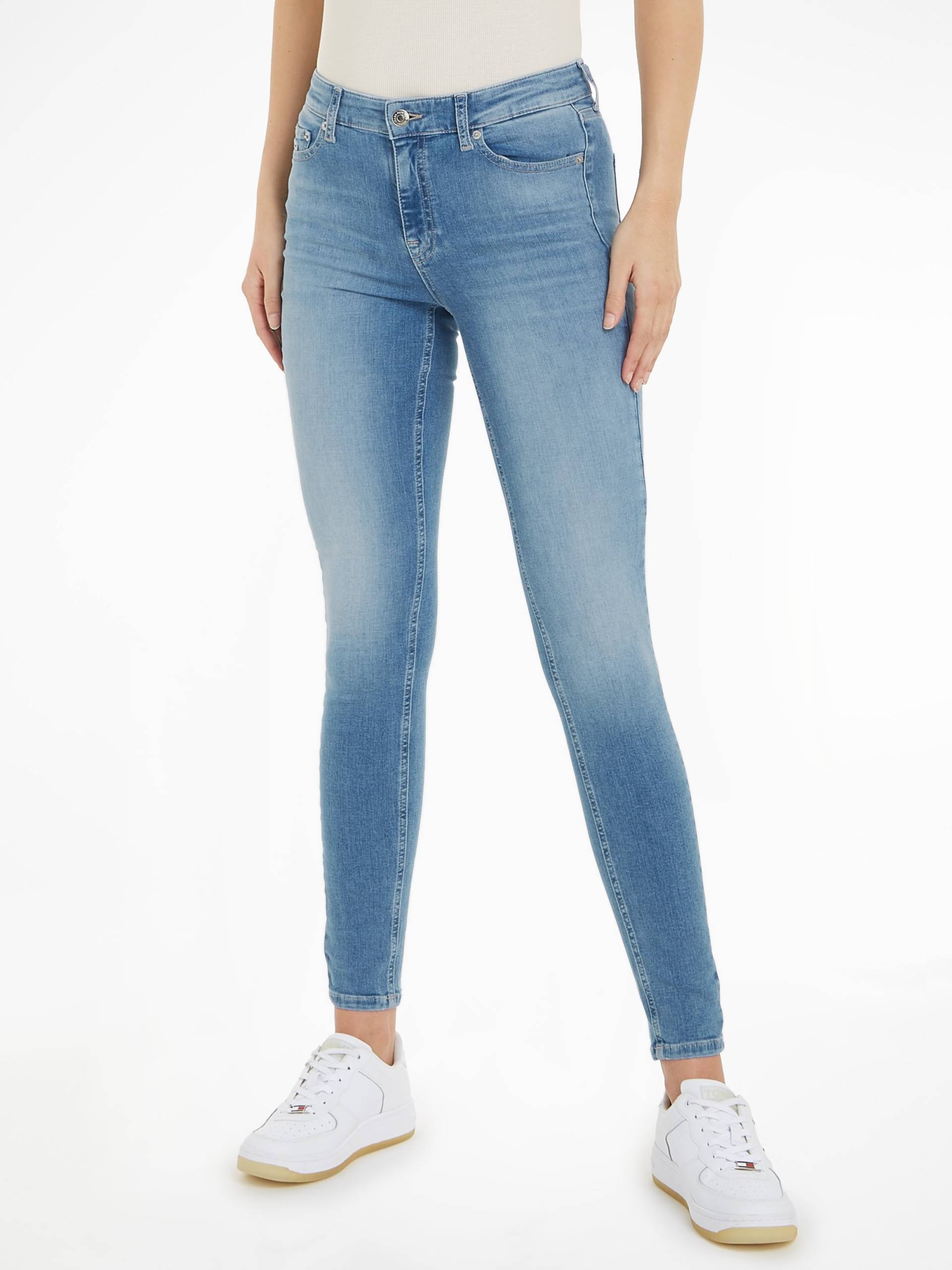 Tommy Jeans Bequeme Jeans »Nora«, mit Ledermarkenlabel von Tommy Jeans