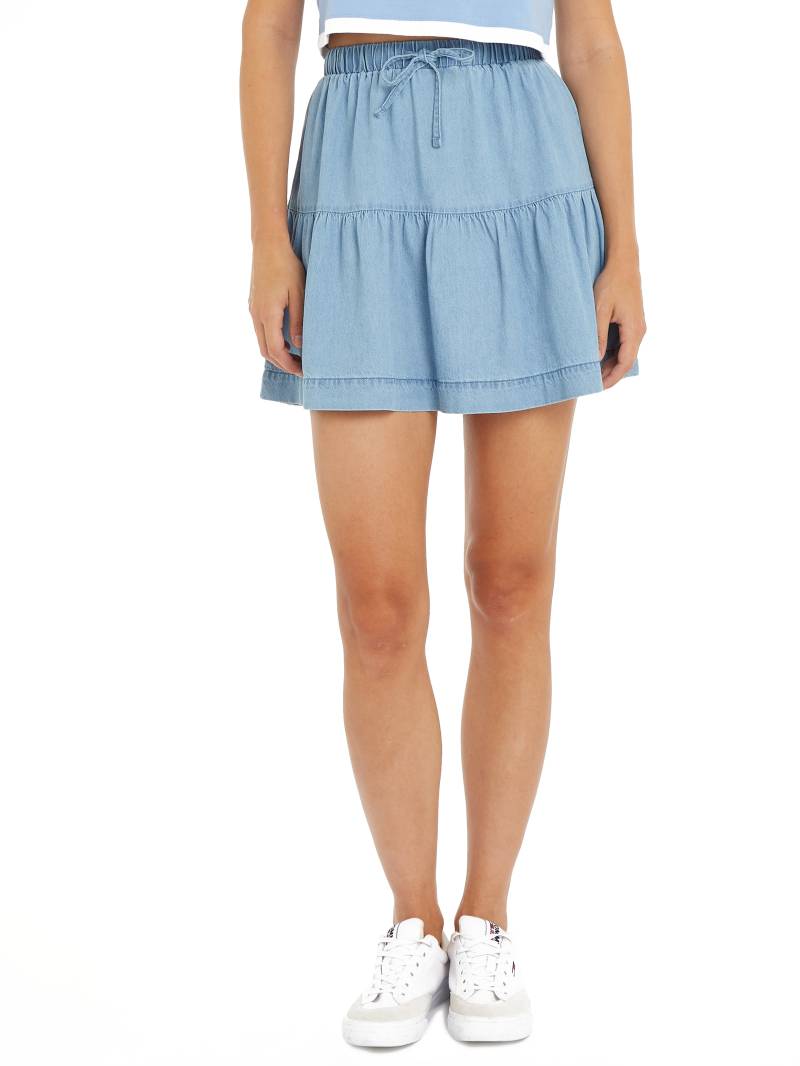 Tommy Jeans Jeansrock »TJW TIERED CHAMBRAY MINI SKIRT«, Webrock mit Tommy Jeans Markenlabel von Tommy Jeans