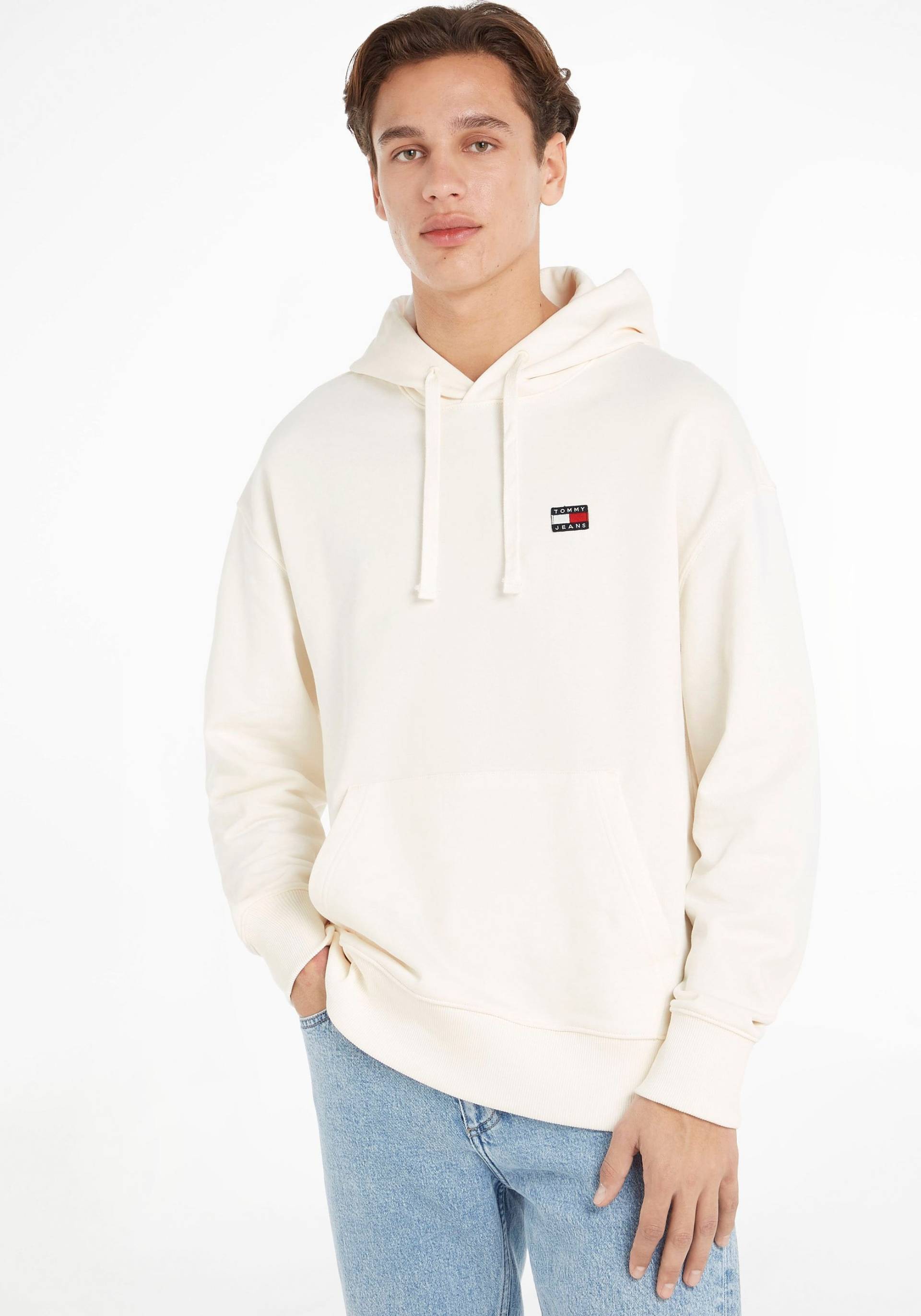 Tommy Jeans Kapuzensweatshirt »TJM RLX XS BADGE HOODIE«, mit Tommy Jeans Stickerei von Tommy Jeans