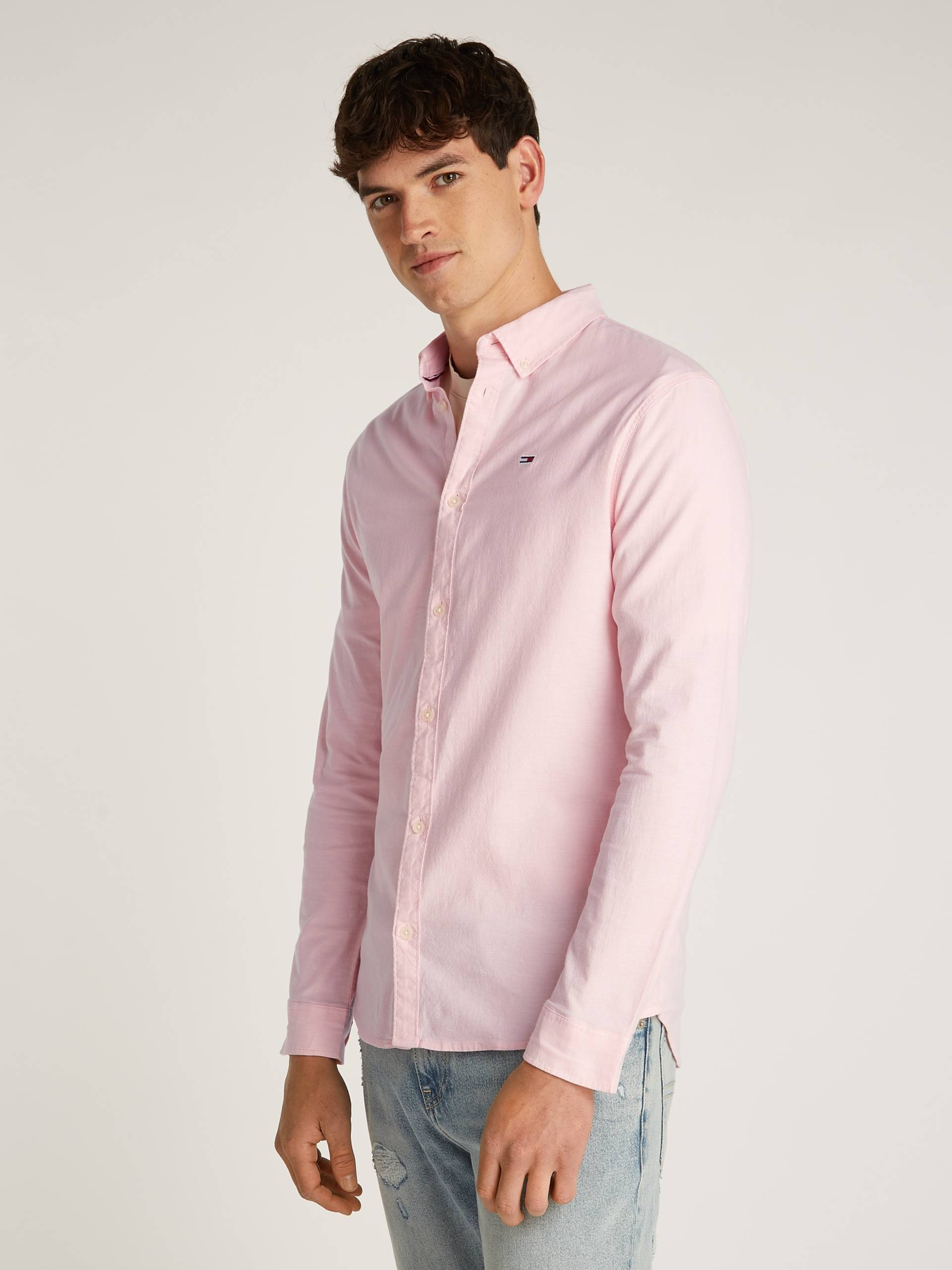 Tommy Jeans Langarmhemd »TJM Slim Stretch Oxford Shirt«, mit Flaglabel auf der Brust von Tommy Jeans