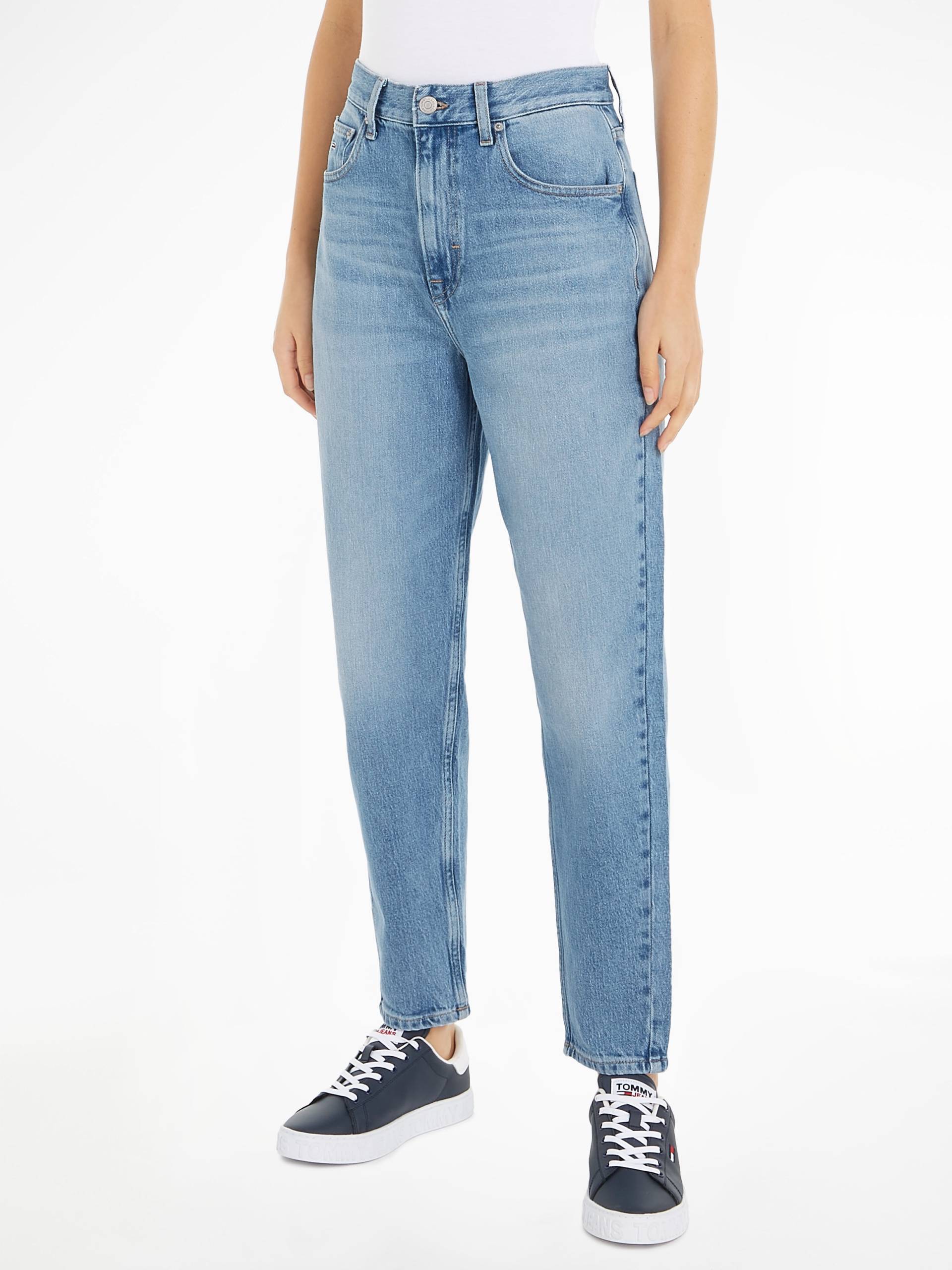 Tommy Jeans Mom-Jeans »High waist - Mom-Jeans Tapered«, mit Logo-Stickereien von Tommy Jeans