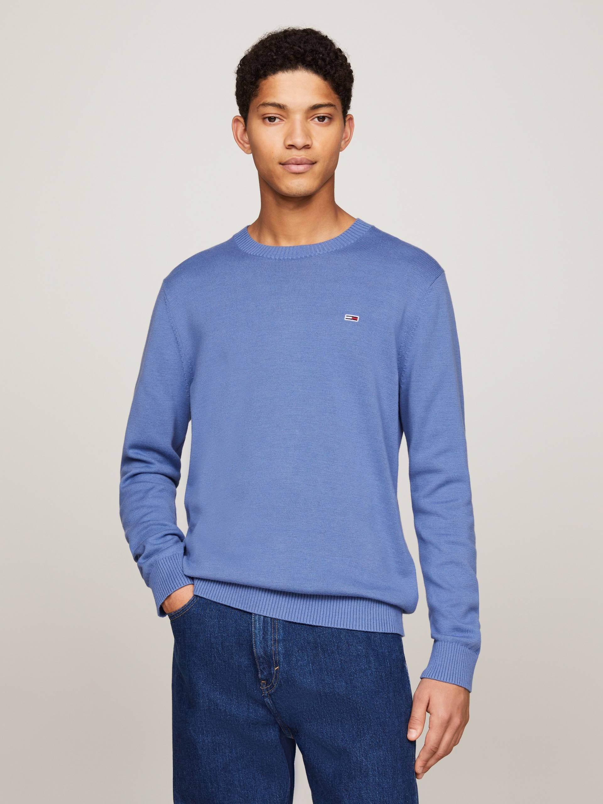 Tommy Jeans Rundhalspullover »TJM SLIM ESSENTIAL LIGHT SWEATER«, mit Flag-Patch von Tommy Jeans