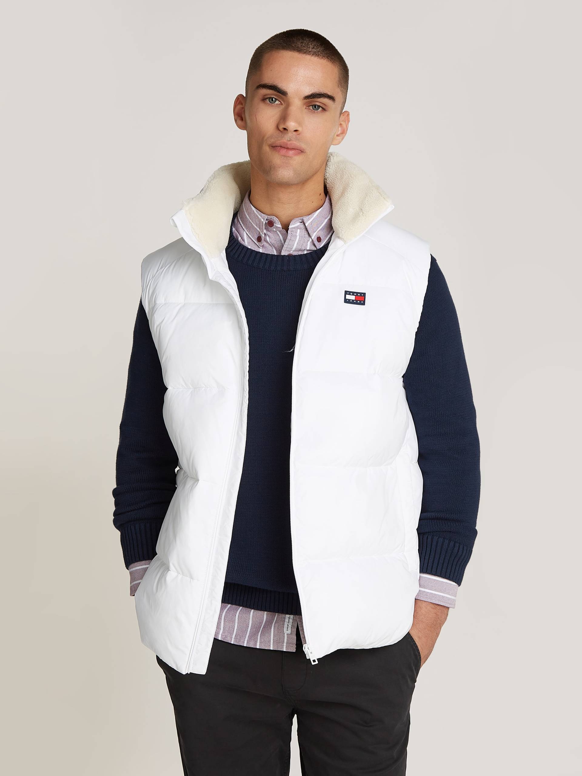 Tommy Jeans Steppweste »TJM POLY PUFFER VEST«, Kragen mit Fleece gefüttert, Markenlogo auf Brusthöhe von Tommy Jeans