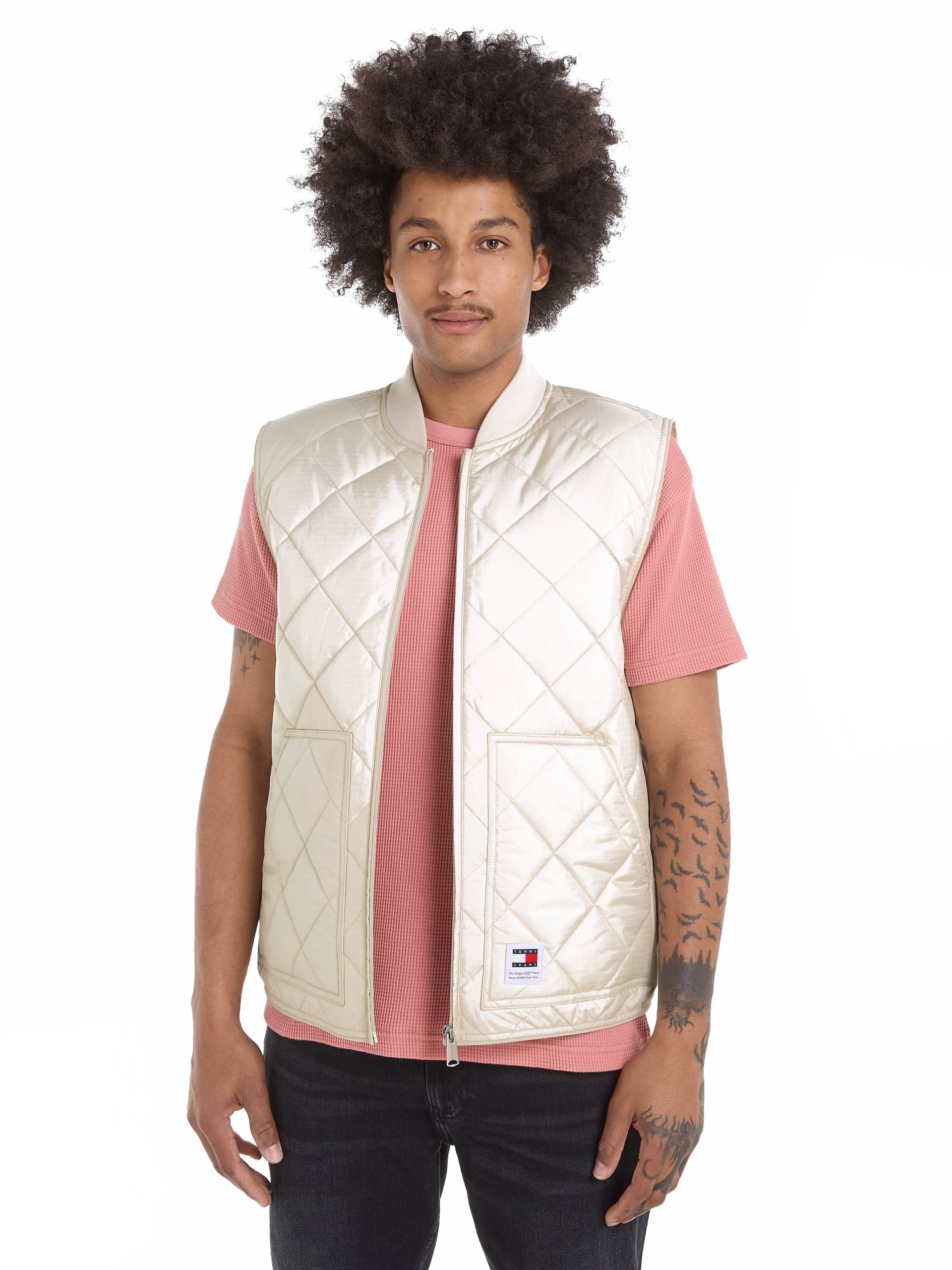 Tommy Jeans Steppweste »TJM REG ENTRY VEST«, mit modischem Rautenmuster Tommy Jeans Steppweste »TJM REG ENTRY VEST«, mit modischem Rautenmuster von Tommy Jeans
