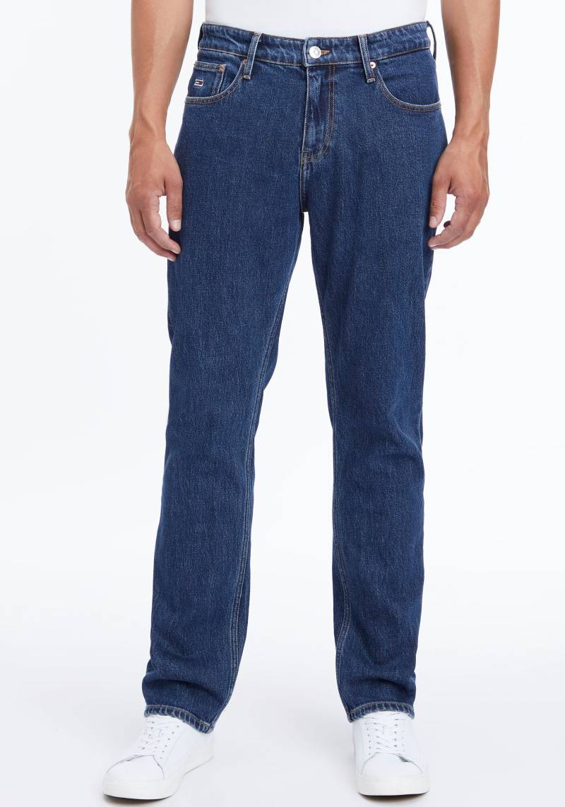 Tommy Jeans Straight-Jeans »RYAN RGLR STRGHT«, mit Tommy Jeans Stitching am Münzfach von Tommy Jeans