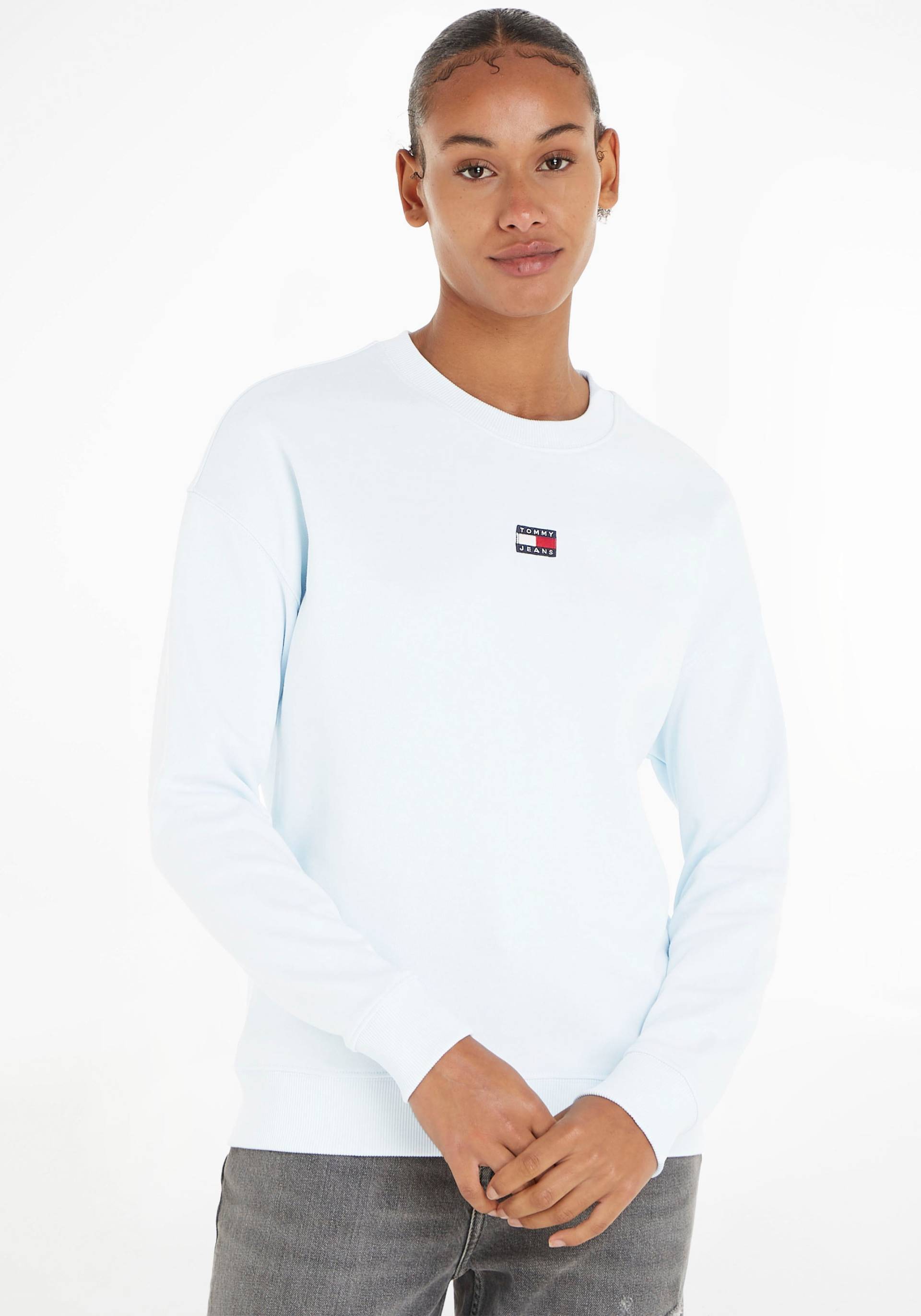 Tommy Jeans Sweatshirt »TJW BXY XS BADGE CREW«, mit Tommy Jeans Logobadge von Tommy Jeans