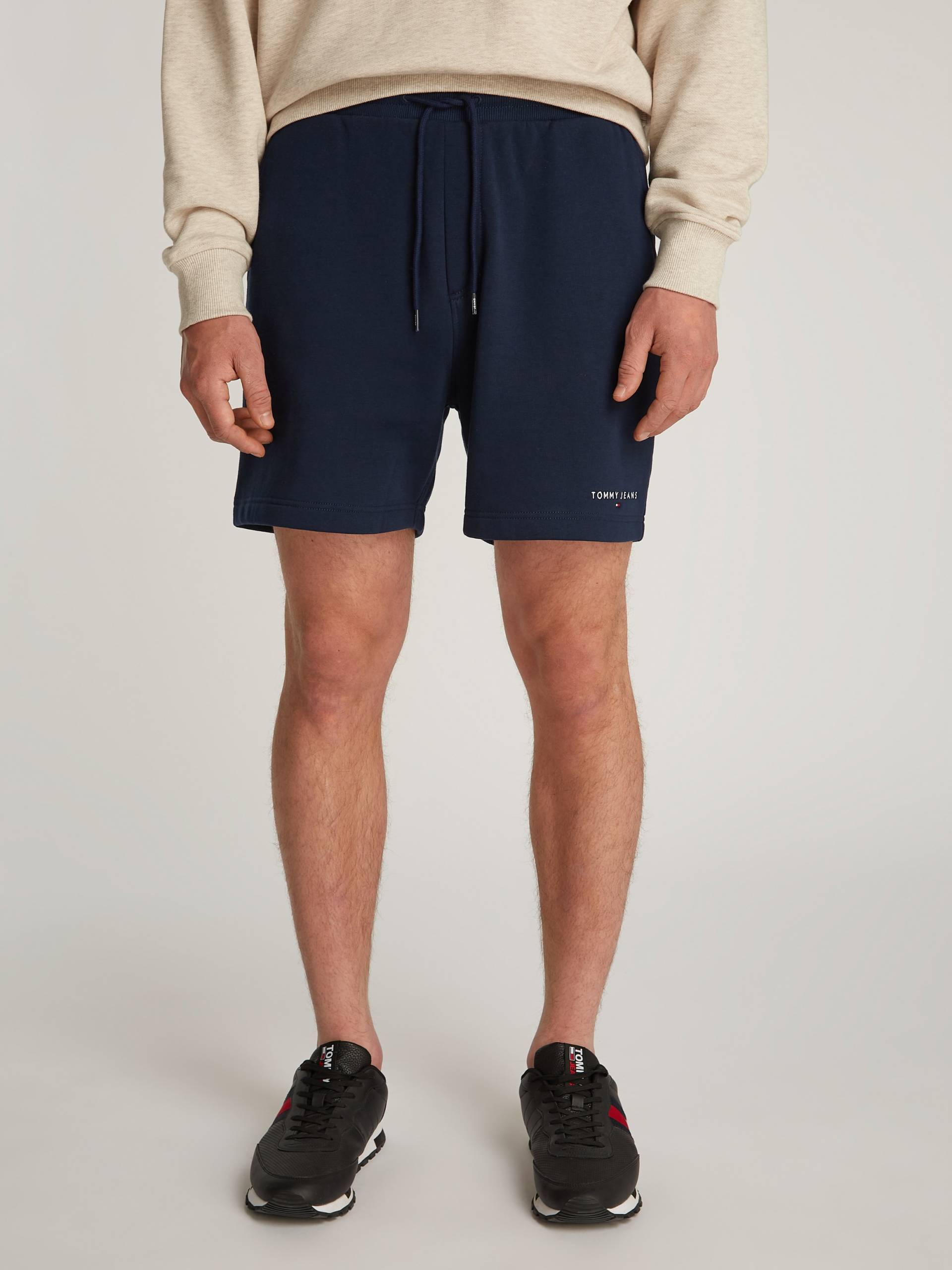 Tommy Jeans Sweatshorts »TJM REG LINEAR SHORT«, mit Logostickerei von Tommy Jeans