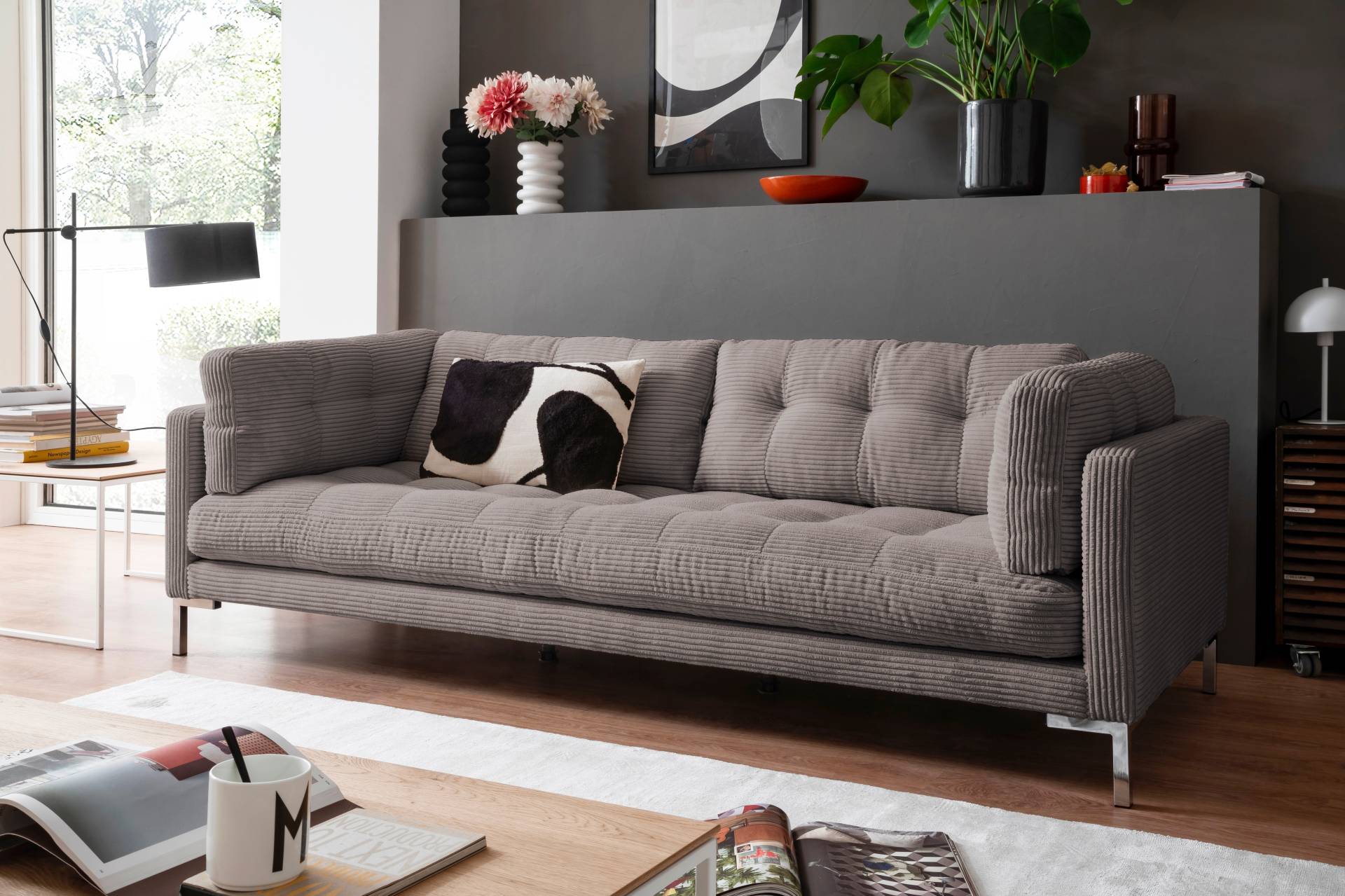 Trends by HG 3-Sitzer »Landau«, in Cord-Stoff mit Metallfuss Trends by HG 3-Sitzer »Landau«, in Cord-Stoff mit Metallfuss von Trends by HG