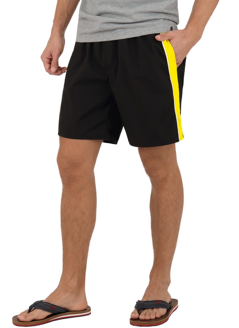Trigema Jerseyhose »TRIGEMA Bade-/Freizeitshorts«, (1 tlg.) Trigema Jerseyhose »TRIGEMA Bade-/Freizeitshorts«, (1 tlg.) von Trigema