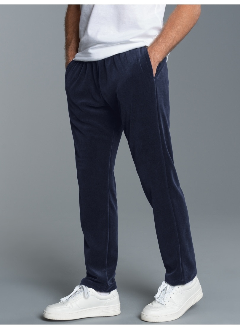 Trigema Jerseyhose »TRIGEMA Nicki Hose mit praktischen Eingrifftaschen«, (1 tlg.) von Trigema