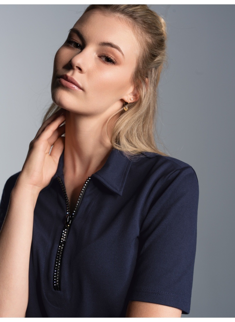 Trigema Poloshirt »TRIGEMA Slim Fit Poloshirt mit Kristallsteinen« Trigema Poloshirt »TRIGEMA Slim Fit Poloshirt mit Kristallsteinen« von Trigema