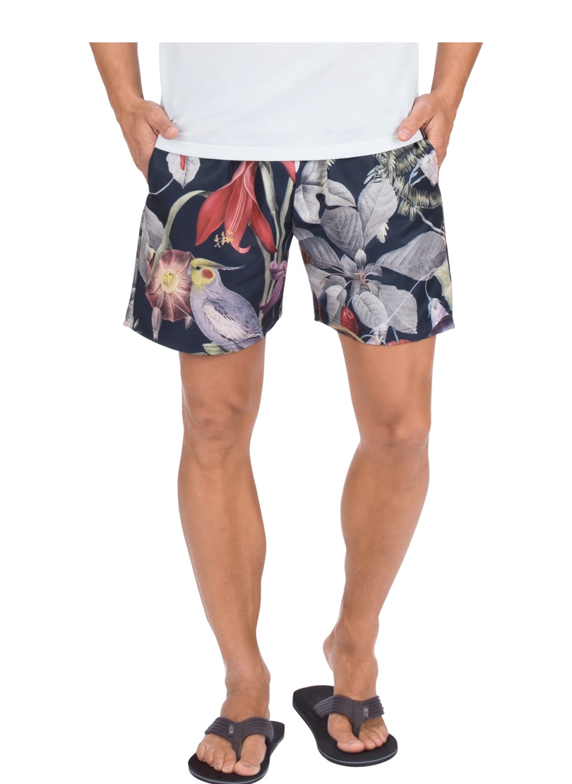Trigema Shorts »TRIGEMA Bade-/Freizeitshorts mit Druckmotiv«, (1 tlg.) Trigema Shorts »TRIGEMA Bade-/Freizeitshorts mit Druckmotiv«, (1 tlg.) von Trigema