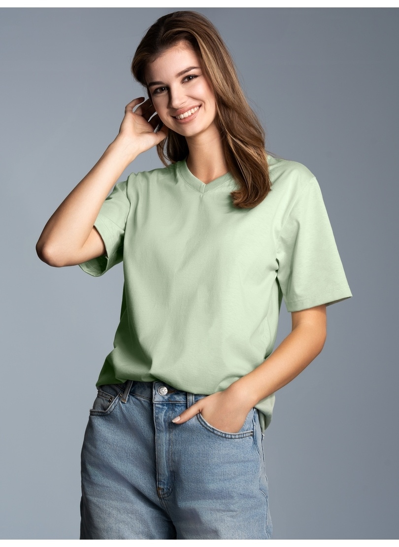 Trigema T-Shirt »TRIGEMA V-Shirt DELUXE Baumwolle« von Trigema