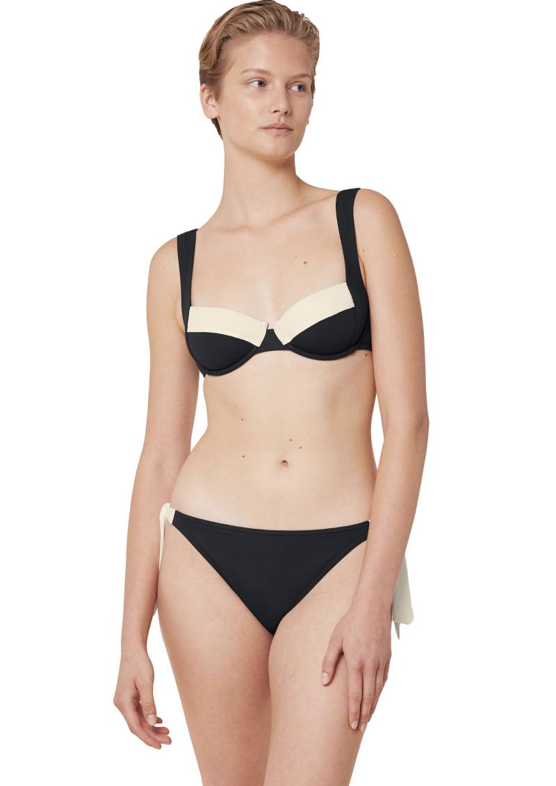 Triumph Balconette-Bikini-Top »Summer Glow W 02 sd«, Struktur-Piqué mit schmeichelhaft geschnittenem Dekolleté, zweifarbig von Triumph