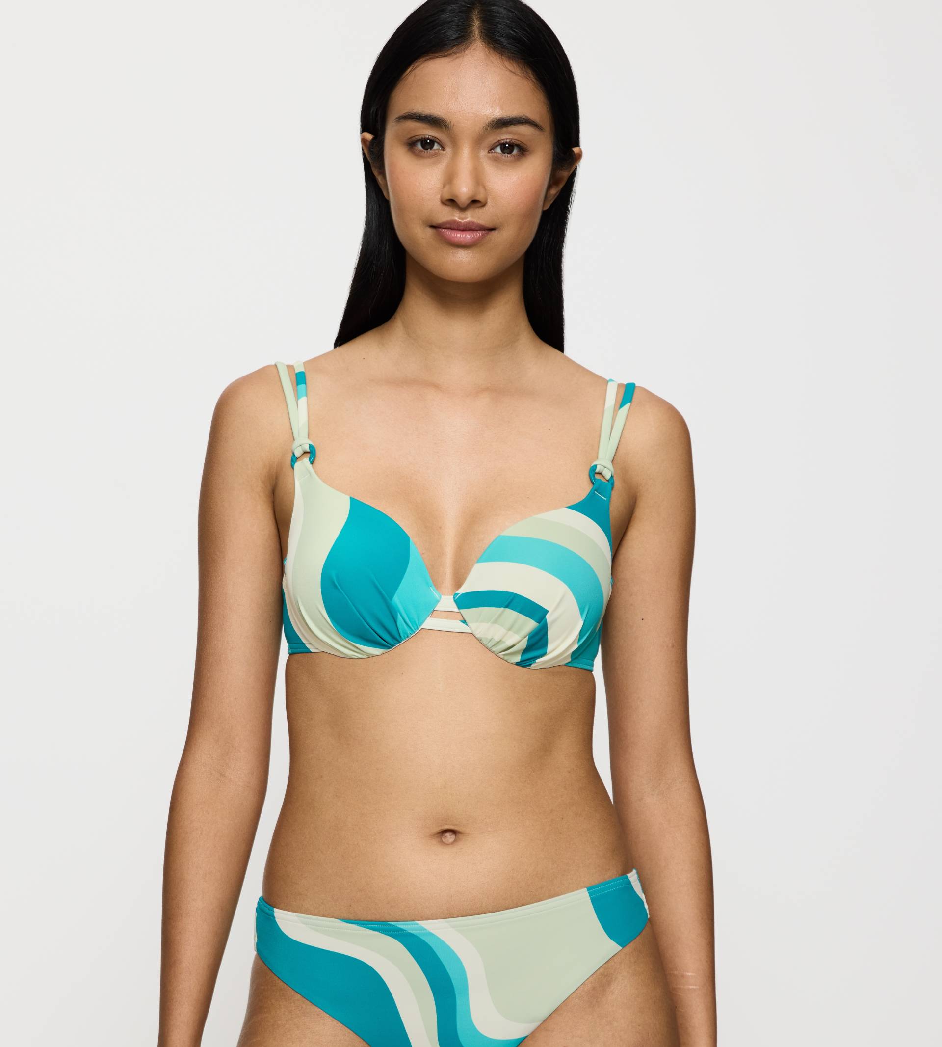Triumph Bügel-Bikini-Top »Summer Mix & Match WP 02 pt«, verspielt und farbenfroh Triumph Bügel-Bikini-Top »Summer Mix & Match WP 02 pt«, verspielt und farbenfroh von Triumph