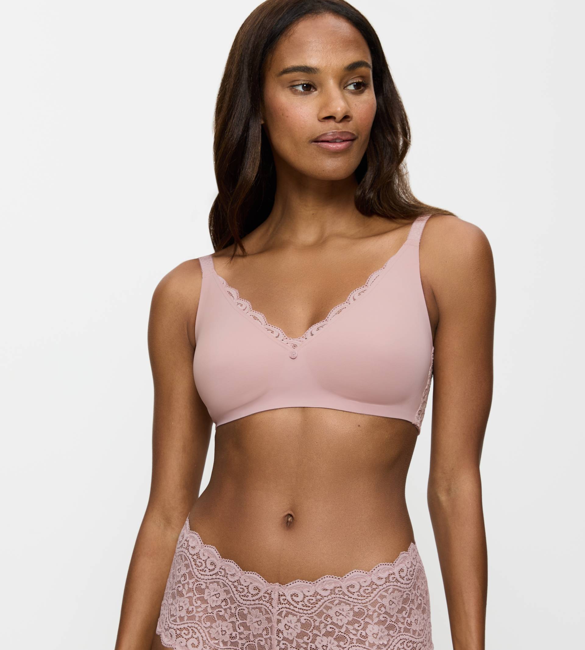 Triumph Minimizer-BH »Amourette N01«, verkleinert die Brust optisch um eine Cup-Grösse Triumph Minimizer-BH »Amourette N01«, verkleinert die Brust optisch um eine Cup-Grösse von Triumph