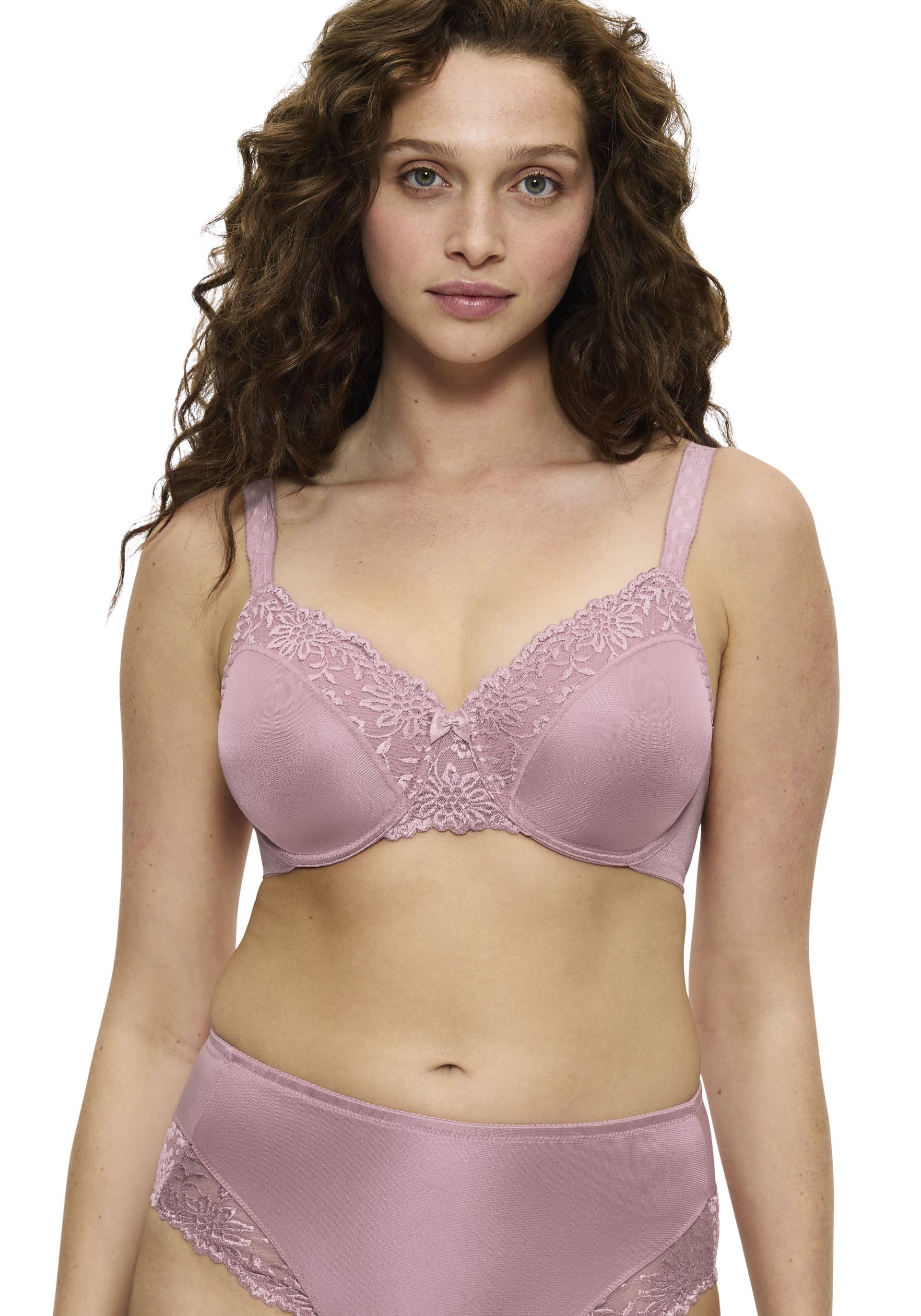 Triumph Minimizer-BH »Ladyform Soft W X«, verkleinert die Brust optisch um eine Cup-Grösse Triumph Minimizer-BH »Ladyform Soft W X«, verkleinert die Brust optisch um eine Cup-Grösse von Triumph