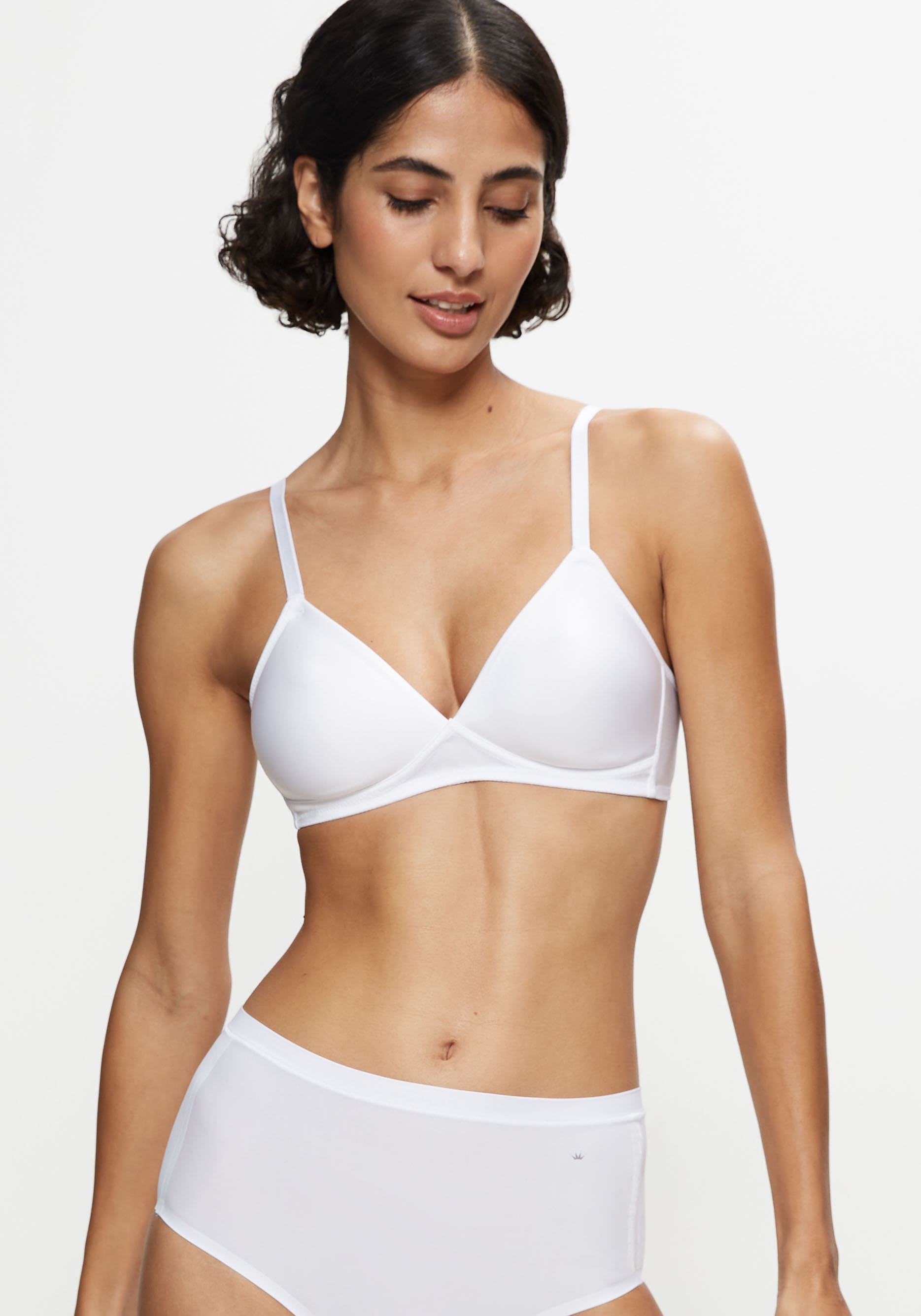 Triumph Bralette »Soft Sensation P X«, ohne Bügel, mit atmungsaktiven Schalen, Basic Dessous von Triumph