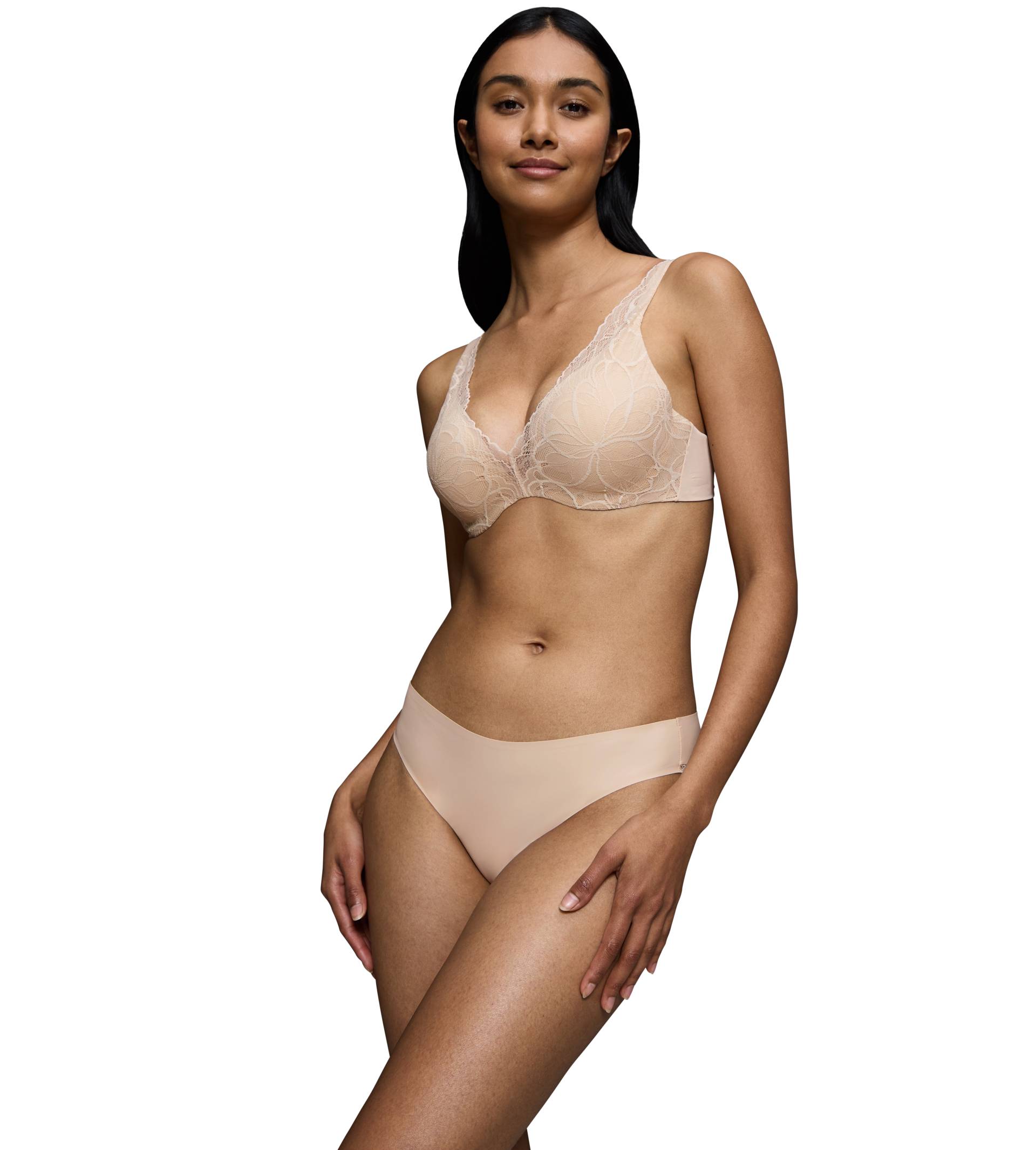 Triumph Slip »Body Make-Up Illusion Lace Highleg Tai«, Strech-Spitze Triumph Slip »Body Make-Up Illusion Lace Highleg Tai«, Strech-Spitze von Triumph